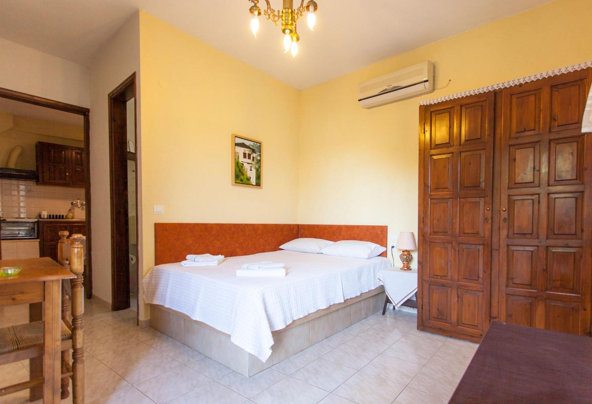 Nikoleri Studios & Apartments Lefókasztro Kültér fotó